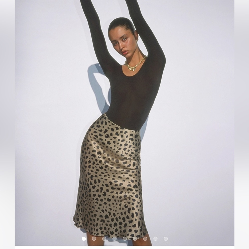Réalisation Par Gold Leopard Print Midi Skirt
